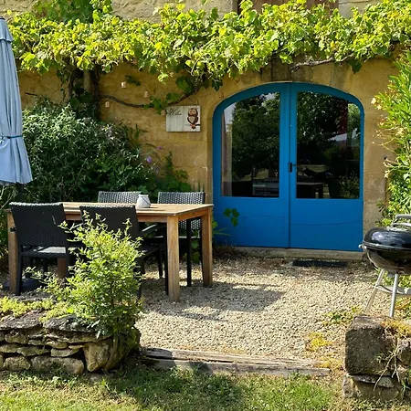Hameau Du Soleil -hibou * Sainte-Mondane